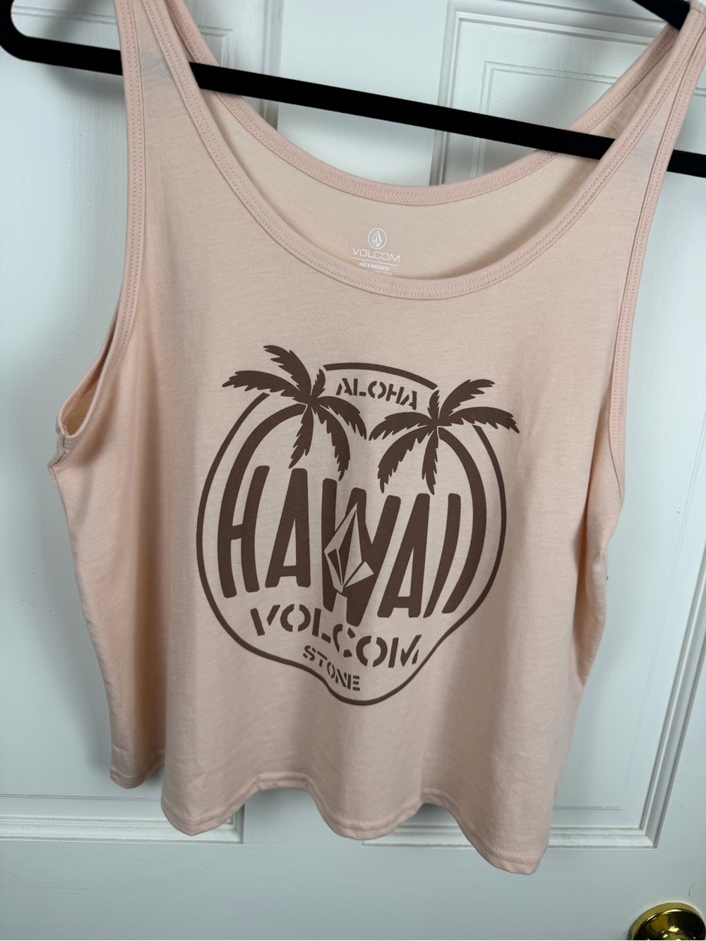 NWT Volcom Pink Blush Hawaii Graphic Tank Top